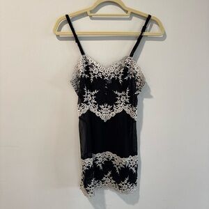 Wacoal Black and White Lace Chemise